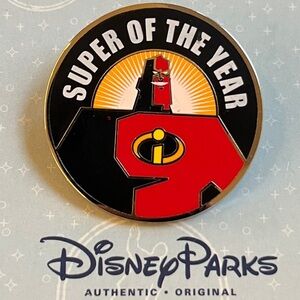 Disney Parks Mr. Incredible Dad Super of the Year Pin